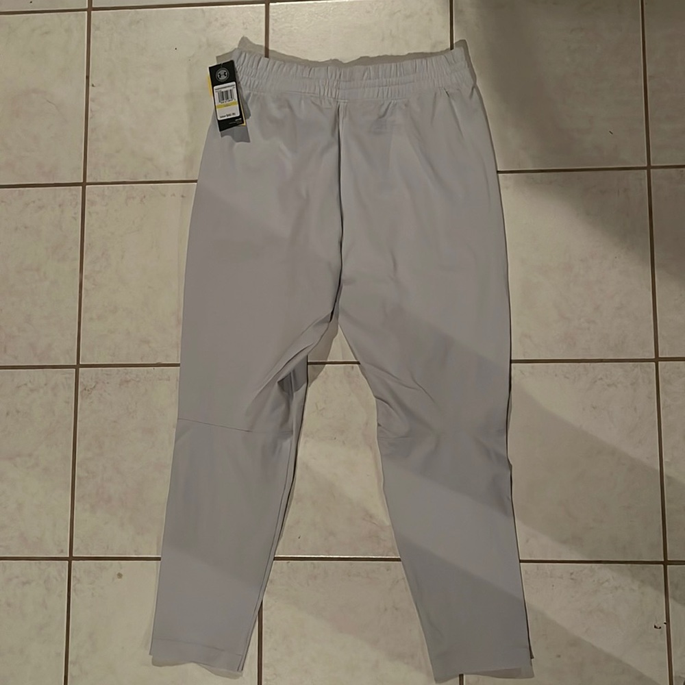 Under Armour Warm Up Pants Size Medium